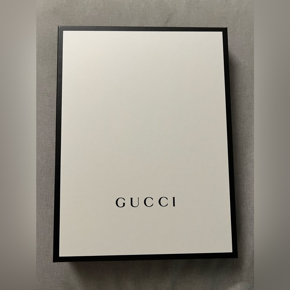 Gucci Box - Picture 1 of 6